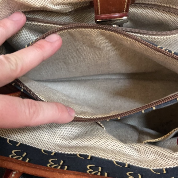 Dooney & Bourke Signature handbag purse - Picture 8 of 8